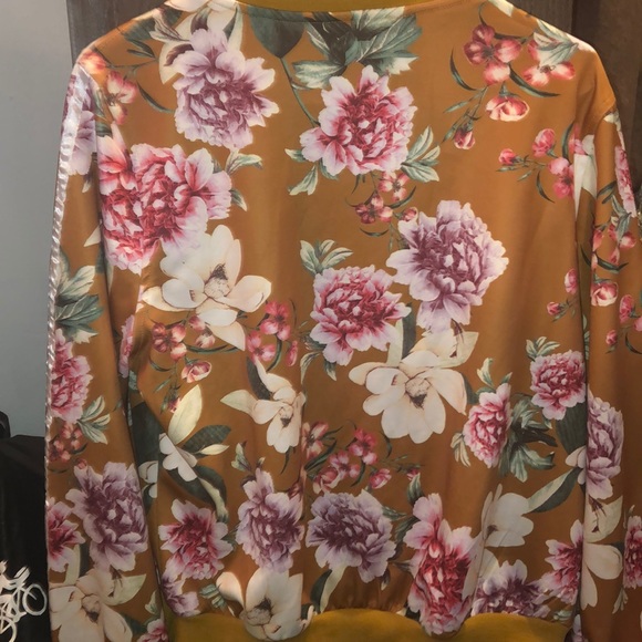 floral jacket - Picture 4 of 4